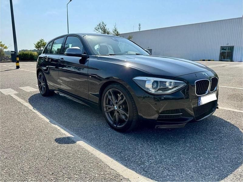 Usado 2015 BMW M135 Citadino | € 29.000 - Imagem 1/4