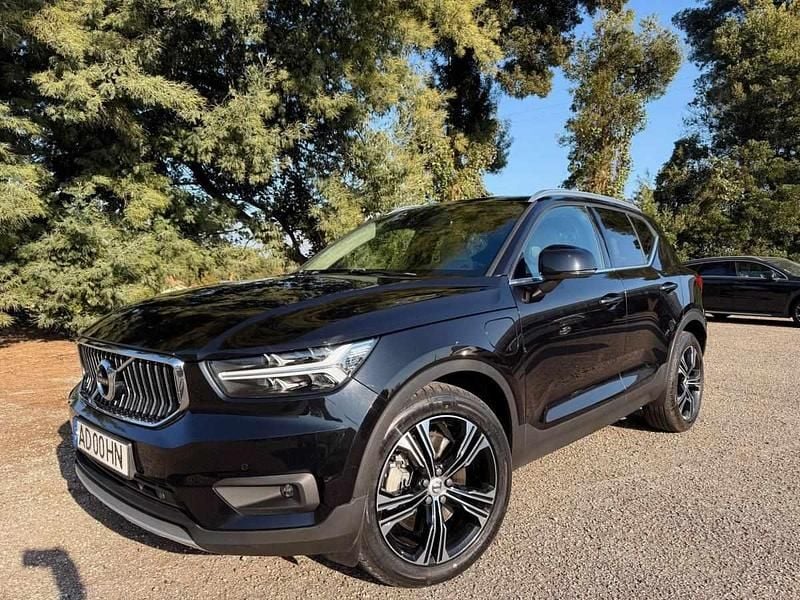 Preto Usado 2020 Volvo XC40 SUV | € 28.895 (Preço justo) - Imagem 1/4