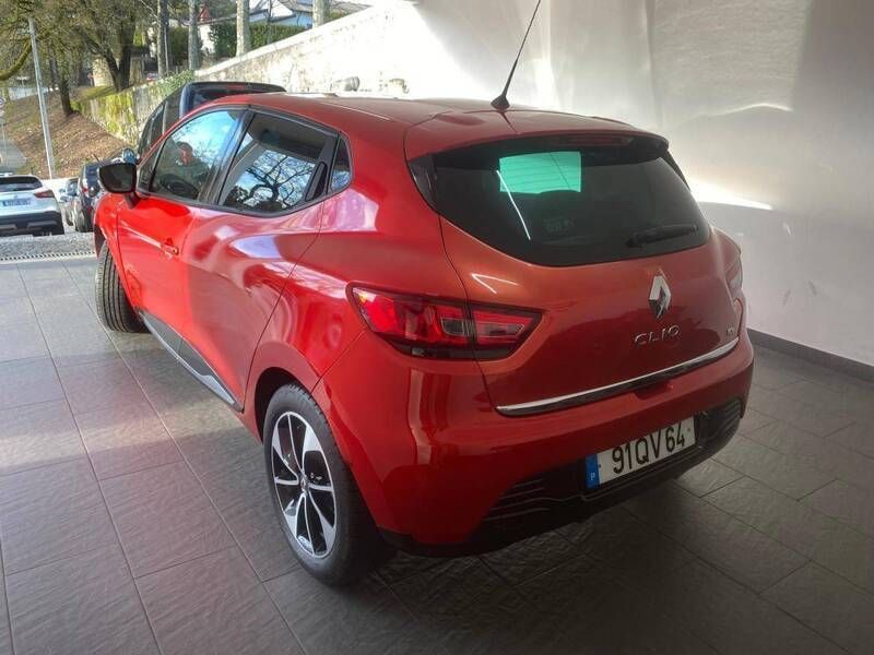 Usado Renault Clio IV LIMITED 90 HP (66 kW) 2016 Vermelho