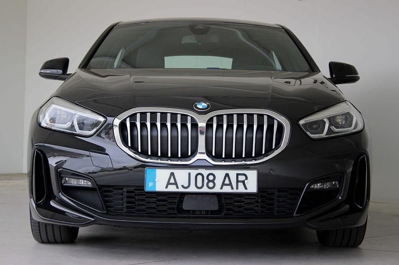 Preto Usado 2021 BMW 116 Citadino | € 25.700 (Preço justo) - Imagem 1/4