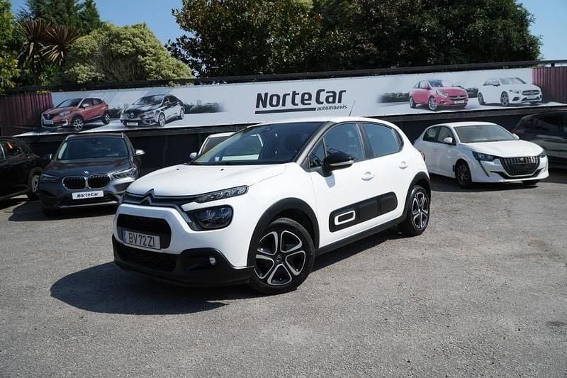 Branco Usado 2020 Citroën C3 PureTech Citadino | € 10.250 (Bom preço) - Imagem 1/4