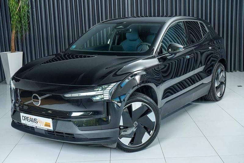Preto Usado 2024 Volvo EX30 Plus SUV | € 36.400 (Bom preço) - Imagem 1/4