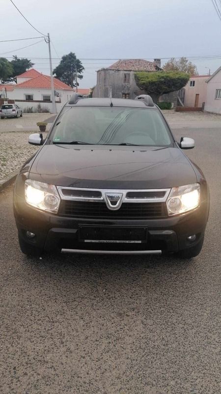 Preto Usado 2012 Dacia Duster SUV | € 10.500 (Preço elevado) - Imagem 1/4