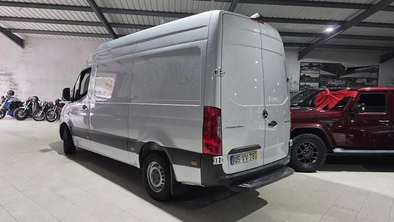 Usado Mercedes Sprinter 163 HP (119 kW) 2018 Cinzento Van