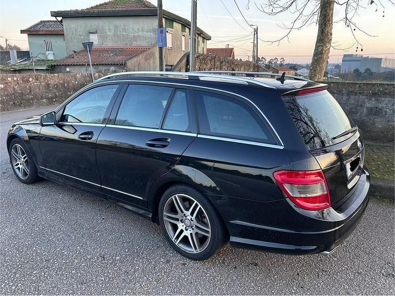 Usado Mercedes C250 AMG 204 HP (150 kW) 2009 Sedan