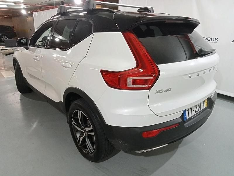 Usado Volvo XC40 197 HP (144 kW) 2019 Branco SUV
