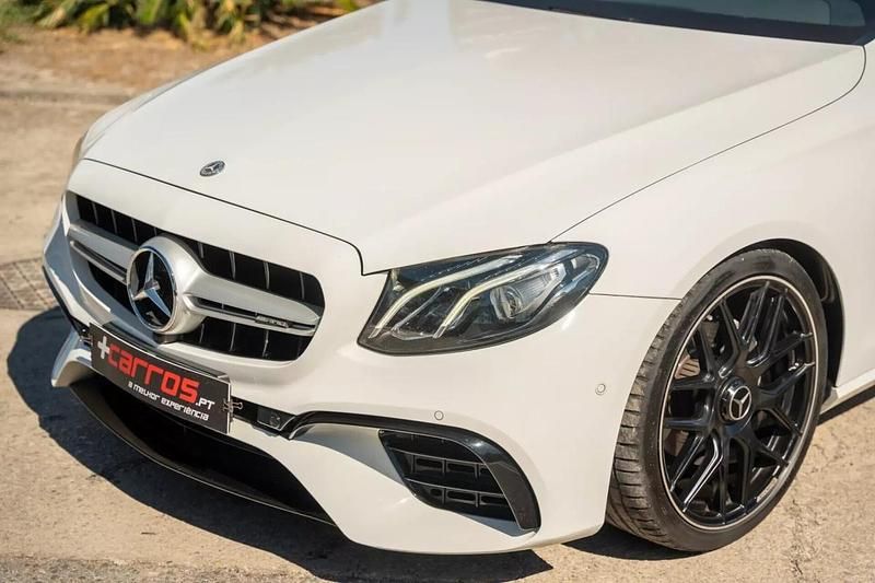 Usado Mercedes E220 AMG 194 HP (142 kW) 2016 Branco Sedan