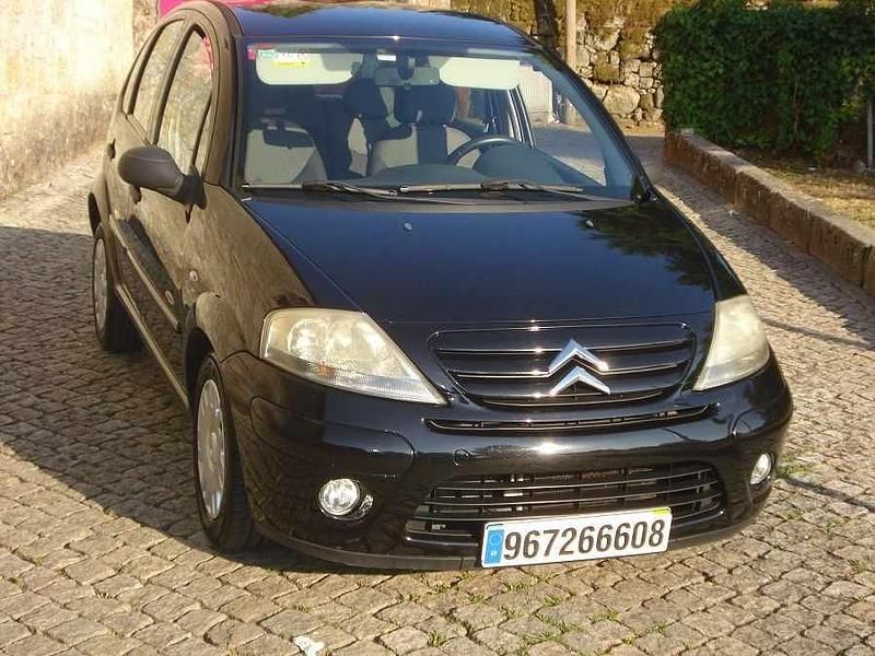Preto Usado 2008 Citroën C3 Citadino | € 5.700 (Caro) - Imagem 1/4