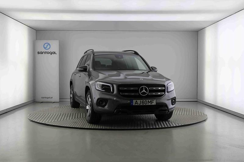 Usado Mercedes 200 150 HP (110 kW) 2022 Cinzento