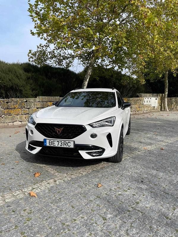 Branco Usado 2021 Cupra Formentor SUV | € 29.900 (Preço justo) - Imagem 1/4