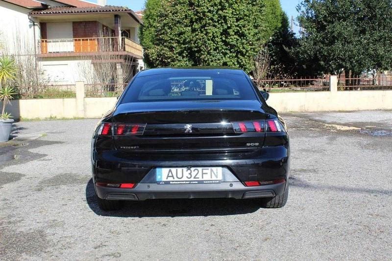 Usado Peugeot 508 130 HP (95 kW) 2019 Preto