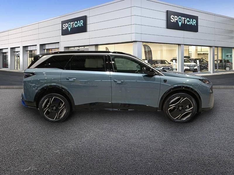 Usado Peugeot 5008 Allure 214 HP (157 kW) 2025 Cinzento Monovolume