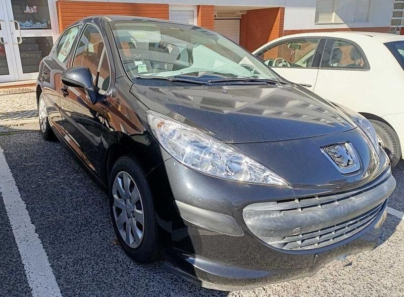 Usado 2006 Peugeot 207 Sedan | € 4.500 (Preço justo) - Imagem 1/4
