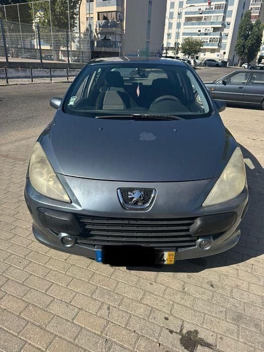 Usado 2005 Peugeot 307 Sedan | € 2.550 (Bom preço) - Imagem 1/4