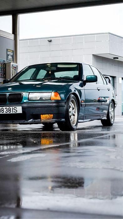Usado BMW 325 170 HP (125 kW) 1997 Sedan
