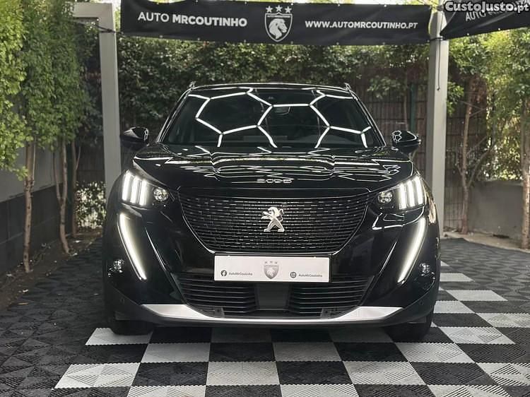 Preto Usado 2022 Peugeot e-2008 GT SUV | € 22.900 (Preço justo) - Imagem 1/1