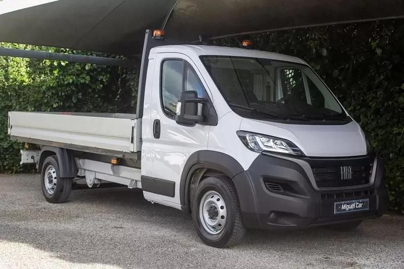 Usado Fiat Ducato 140 HP (102 kW) 2024 Branco Van