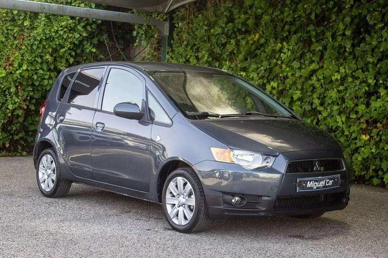 Cinza escuro Usado 2013 Mitsubishi Colt Intense | € 7.990 (Bom preço) - Imagem 1/4