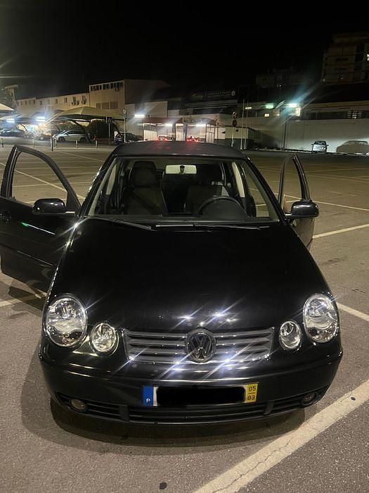 Usado 2005 VW Polo Sedan | € 2.600 (Caro) - Imagem 1/4