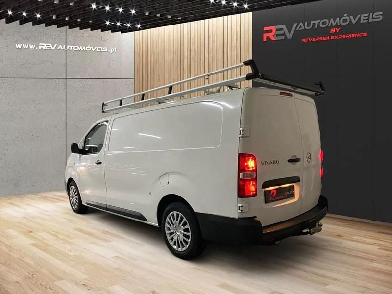 Usado Opel Vivaro 122 HP (89 kW) 2020 Branco Monovolume