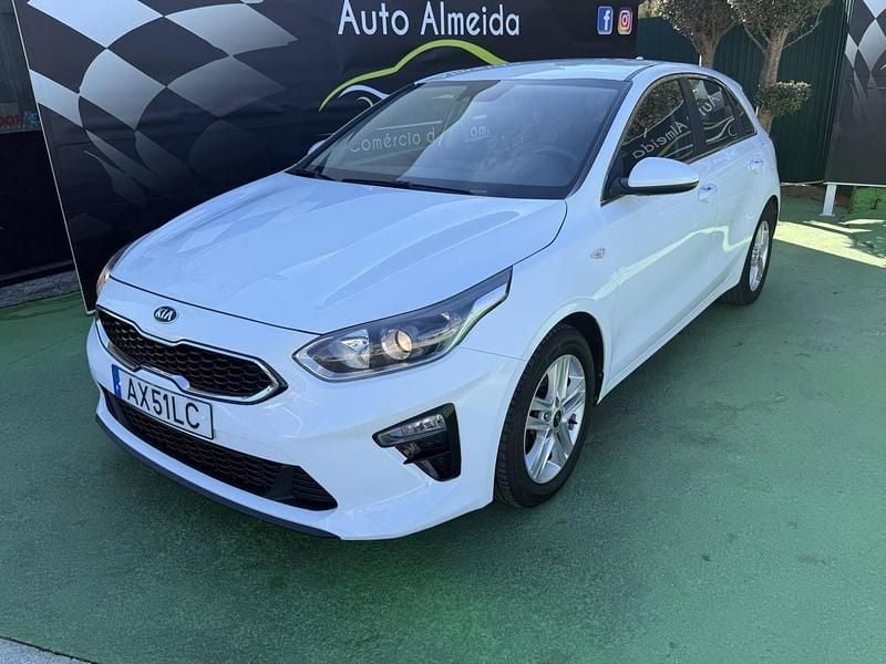 Branco Usado 2021 Kia Ceed | € 13.950 (Super Preço) - Imagem 1/4