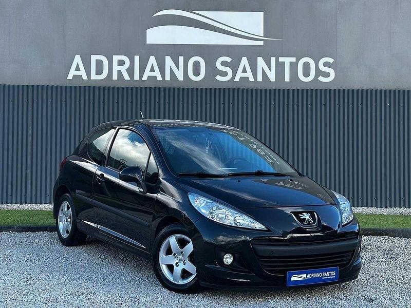 Usado Peugeot 207 Sport 90 HP (66 kW) 2010 Preto