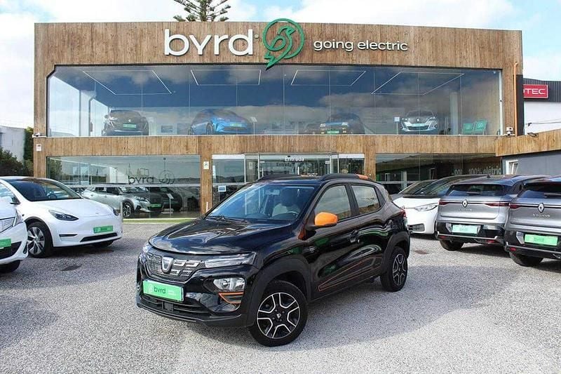 Preto Usado 2022 Dacia Spring Comfort Plus Citadino | € 10.900 (Preço justo) - Imagem 1/4