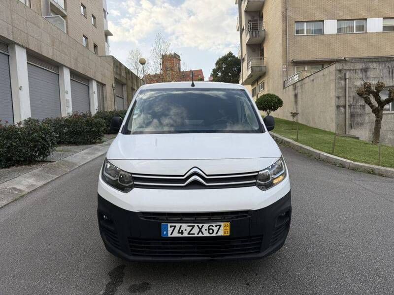 Branco Usado 2020 Citroën Berlingo Monovolume | € 13.950 (Preço justo) - Imagem 1/4