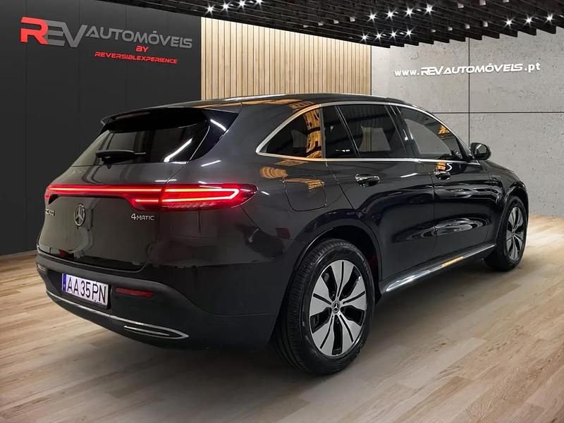 Usado Mercedes EQC400 300 kW (408 HP) 2020 Preto SUV