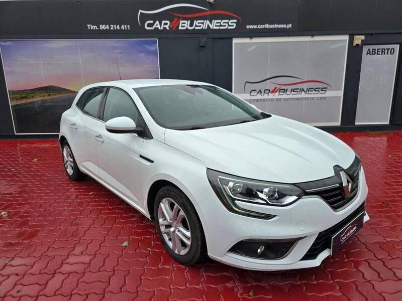Branco Usado 2019 Renault Mégane IV LIMITED | € 15.990 (Preço justo) - Imagem 1/4
