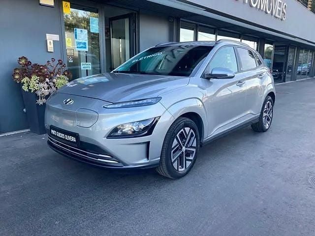 Cinzento Usado 2022 Hyundai Kauai SUV | € 17.500 (Preço justo) - Imagem 1/4