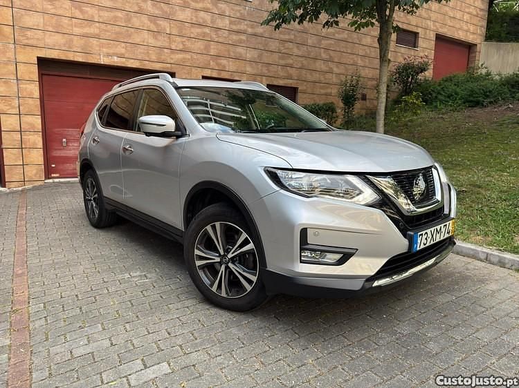 Cinza Usado 2019 Nissan X-Trail Tekna SUV | € 21.900 (Preço justo) - Imagem 1/1