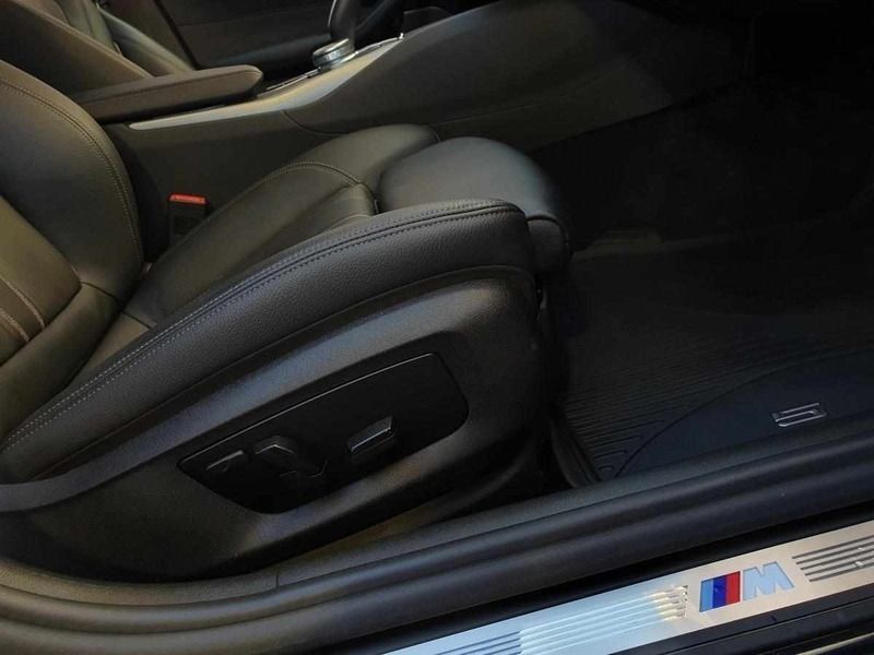 Usado BMW 530e 252 HP (185 kW) 2019 Azul Sedan