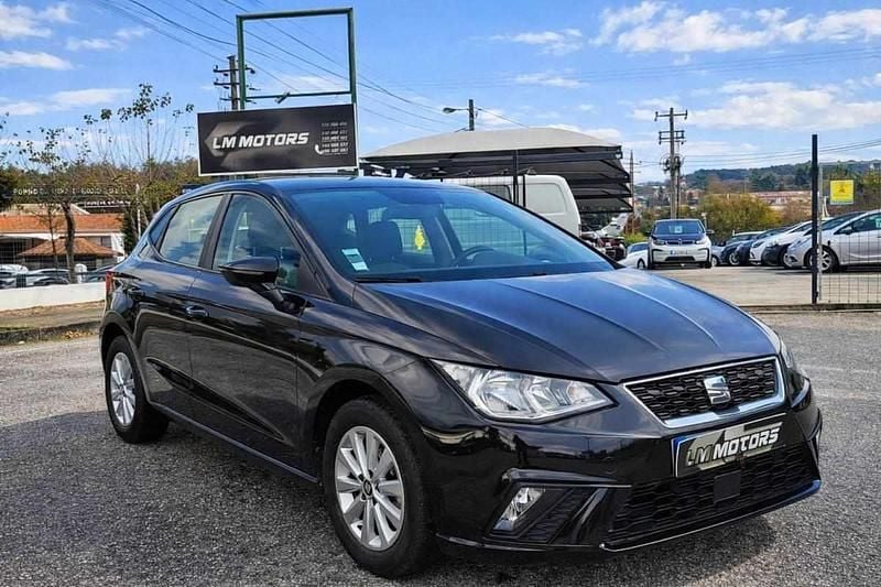 Preto Usado 2019 Seat Ibiza Style Citadino | € 12.500 (Preço justo) - Imagem 1/4