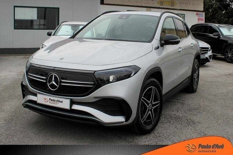Cinza prata Usado 2022 Mercedes EQA250 AMG line SUV | € 46.800 (Caro) - Imagem 1/4