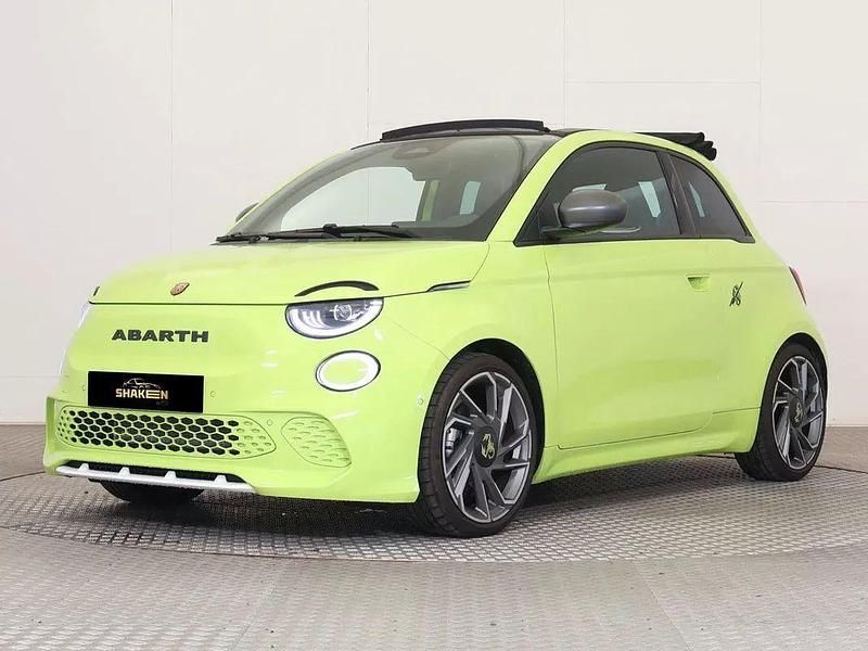 Verde Usado 2023 Abarth 500e Scorpionissima Citadino | € 29.990 - Imagem 1/4