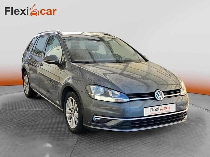 Usado VW Golf VII 115 HP (84 kW) 2018 Cinzento Carrinha