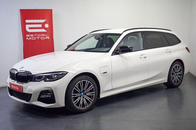 Branco Usado 2021 BMW 330 Carrinha | € 35.500 (Preço elevado) - Imagem 1/4