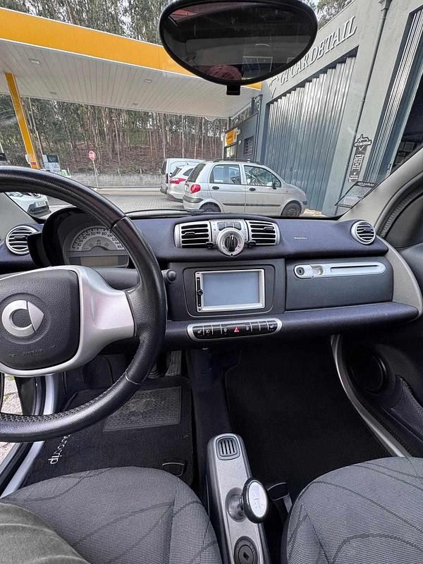 Usado Smart ForTwo Cabrio 54 HP (39 kW) 2012 Preto Cabrios