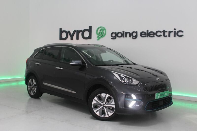 Azul Usado 2022 Kia e-Niro SUV | € 24.900 (Bom preço) - Imagem 1/4