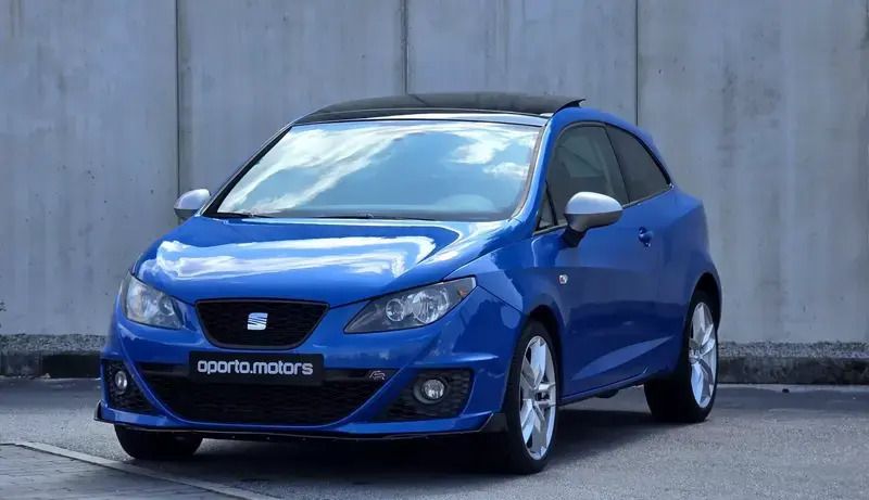 Azul Usado 2011 Seat Ibiza SC FR Citadino | € 12.500 - Imagem 1/4