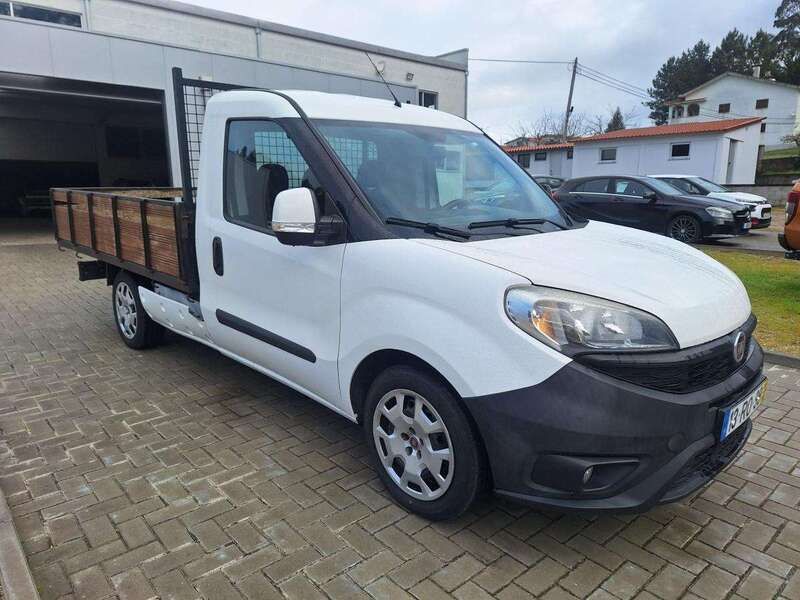 Usado Fiat Doblò 105 HP (77 kW) 2016 Branco Monovolume