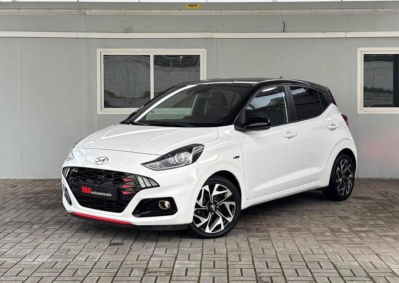 Branco Usado 2021 Hyundai i10 N Line Citadino | € 15.980 (Bom preço) - Imagem 1/4