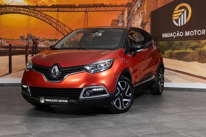 Vermelho Usado 2016 Renault Captur SUV | € 12.450 (Bom preço) - Imagem 1/4