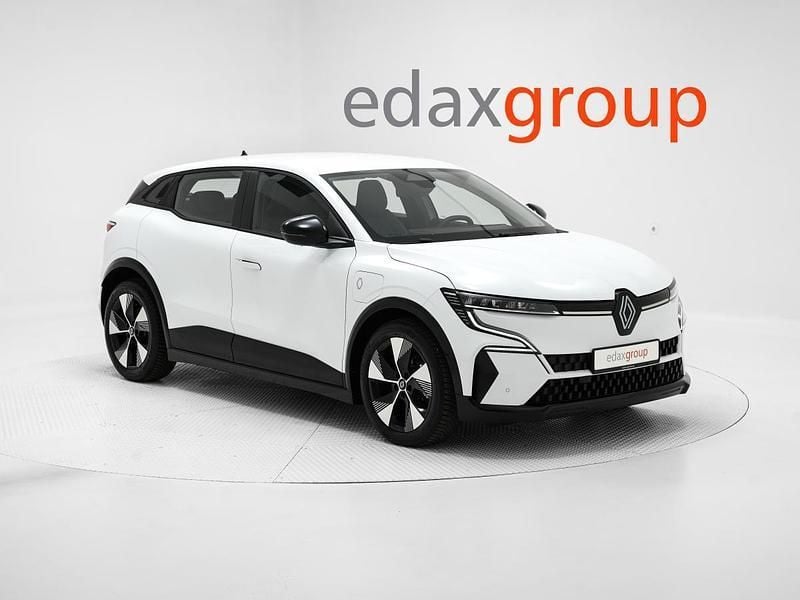 Branco Usado 2022 Renault Mégane Equilibre | € 21.990 (Preço justo) - Imagem 1/4