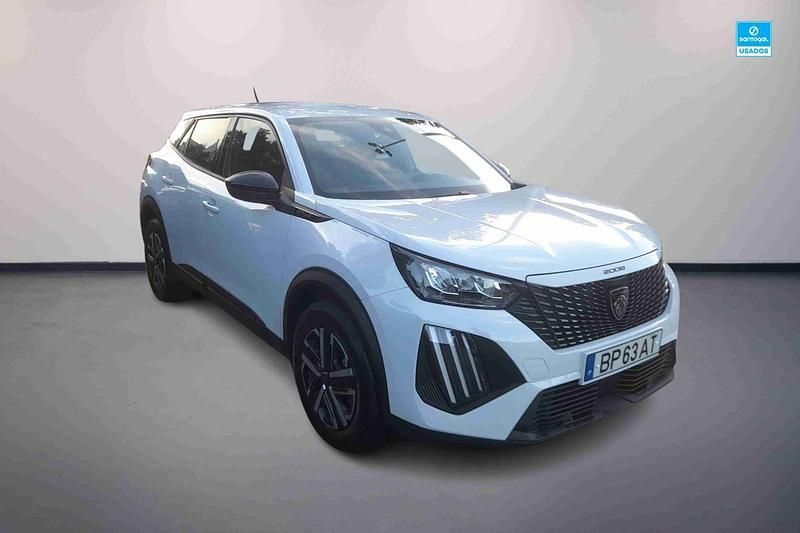 Branco Usado 2024 Peugeot 2008 Style SUV | € 21.200 (Preço justo) - Imagem 1/4