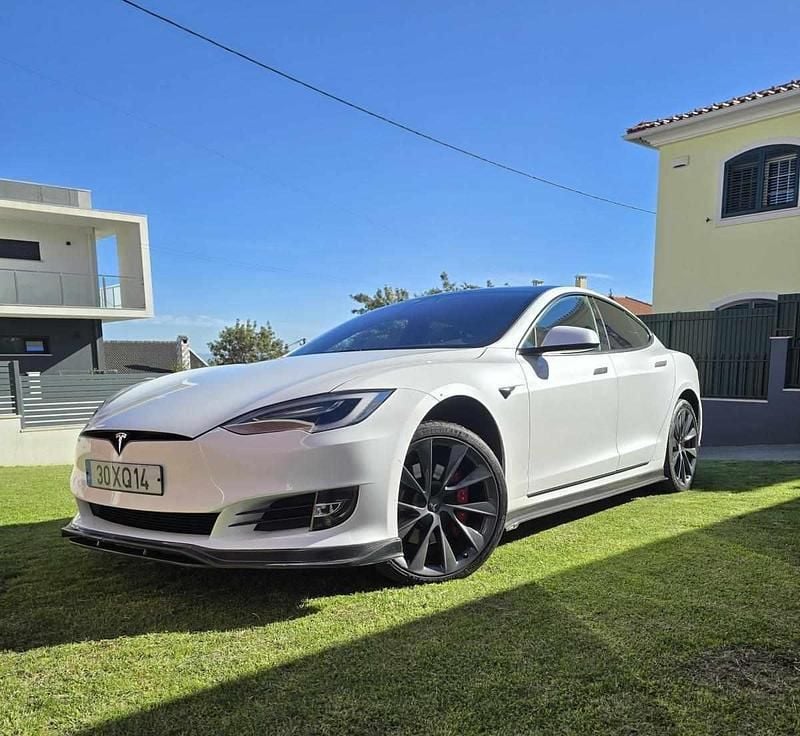 Branco Usado 2019 Tesla Model S Sedan | € 35.000 (Super Preço) - Imagem 1/4