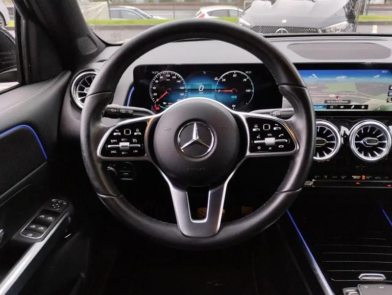 Usado Mercedes EQB250 Advanced 139 kW (190 HP) 2023 Preto night SUV