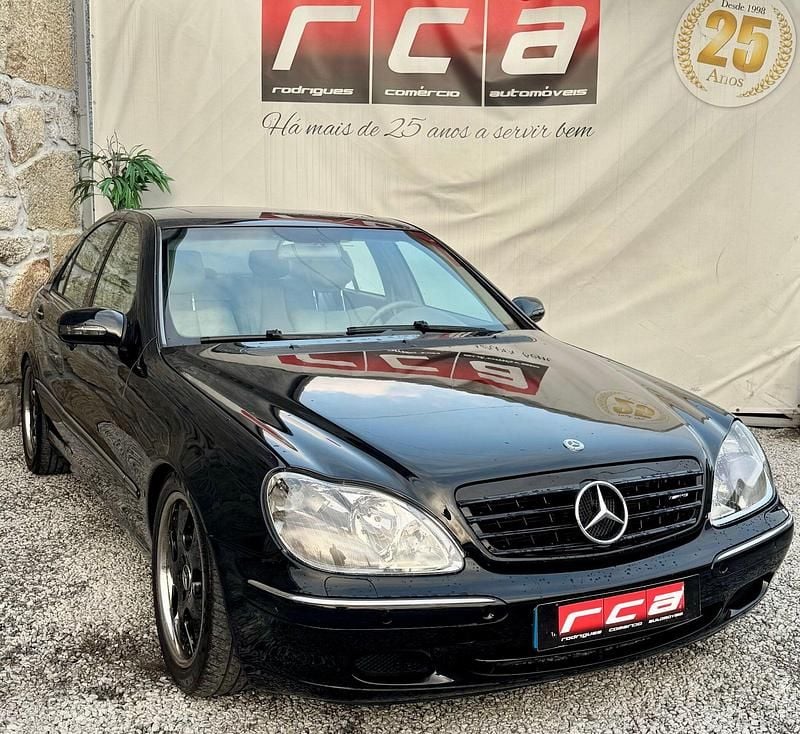 Usado Mercedes S320 197 HP (144 kW) 2000 Preto Sedan