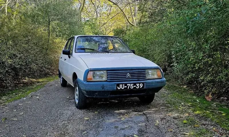 Bege Usado 1986 Citroën Visa | € 2.490 - Imagem 1/4